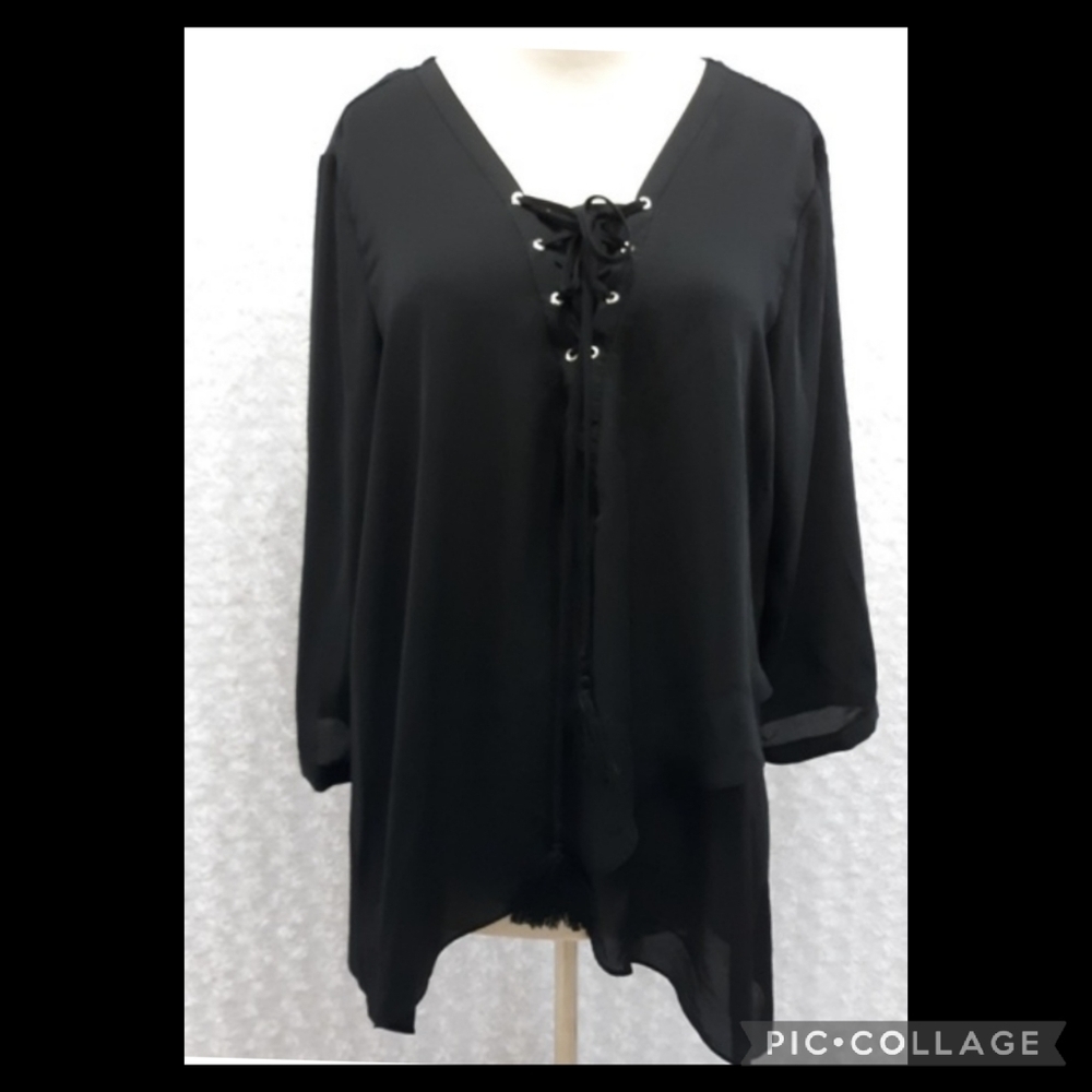 Black blouse.26